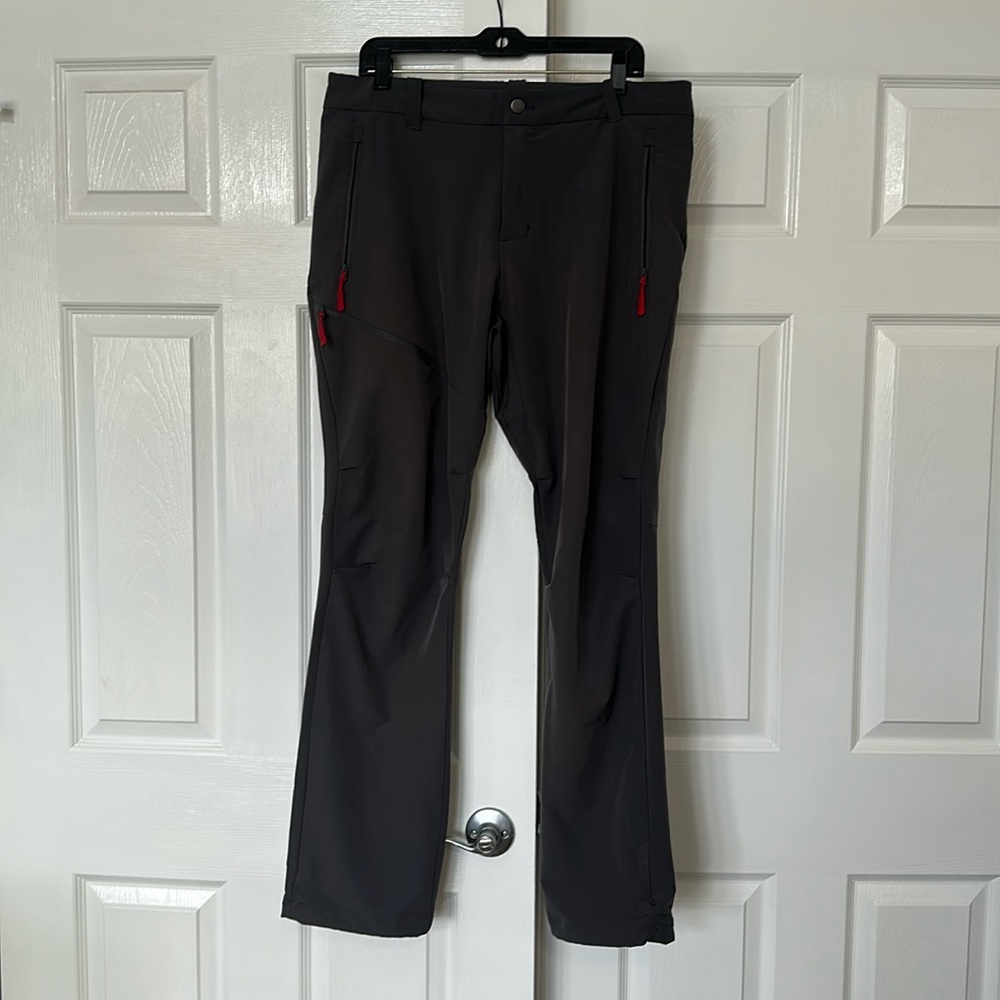 Pacific crest size medium men’s outdoor pants